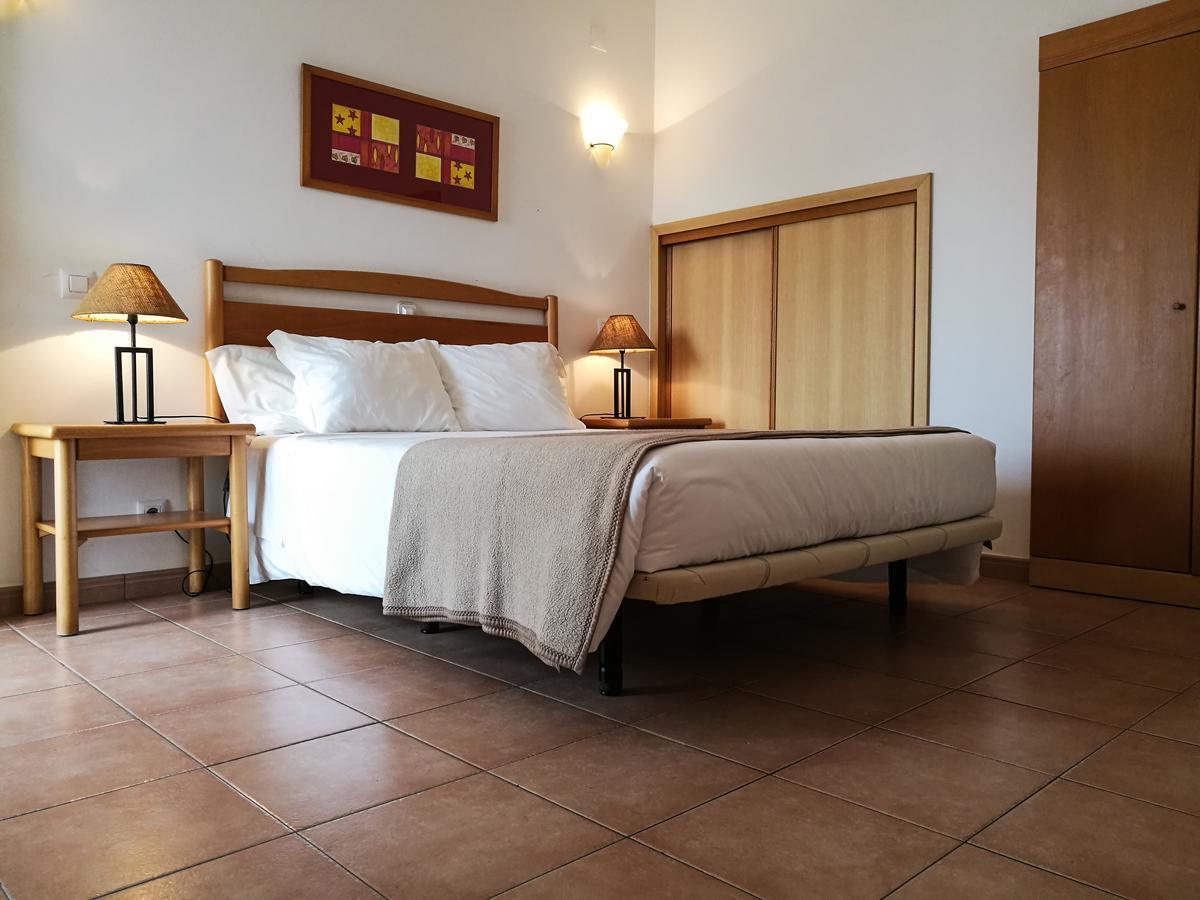 Club House Cvl Hotel Luz Buitenkant foto