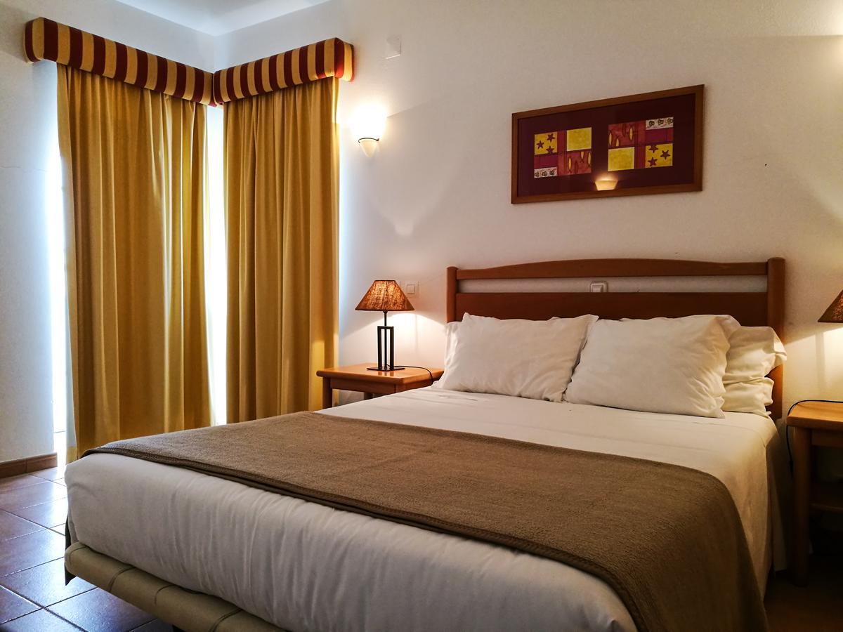 Club House Cvl Hotel Luz Buitenkant foto