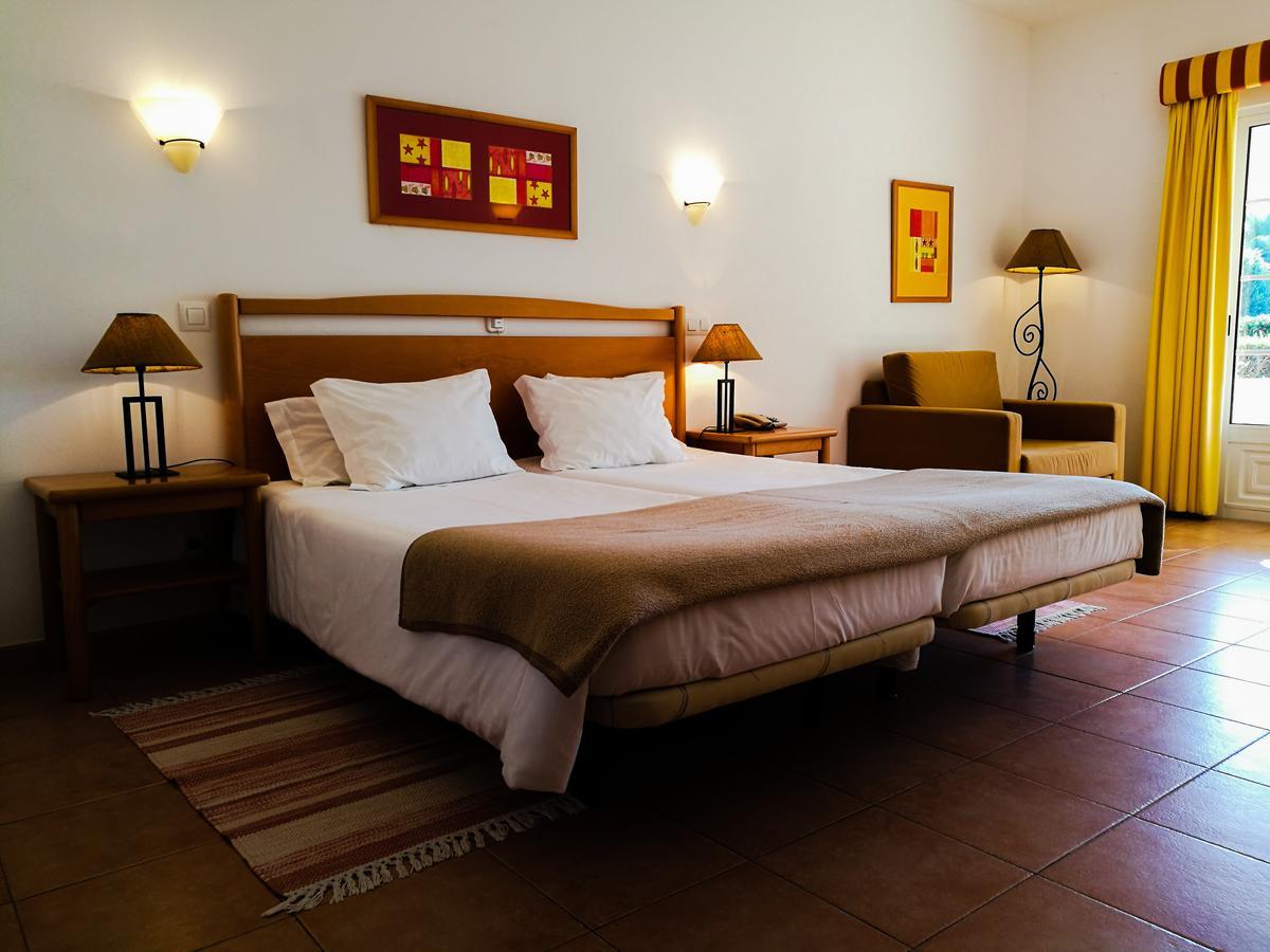Club House Cvl Hotel Luz Buitenkant foto