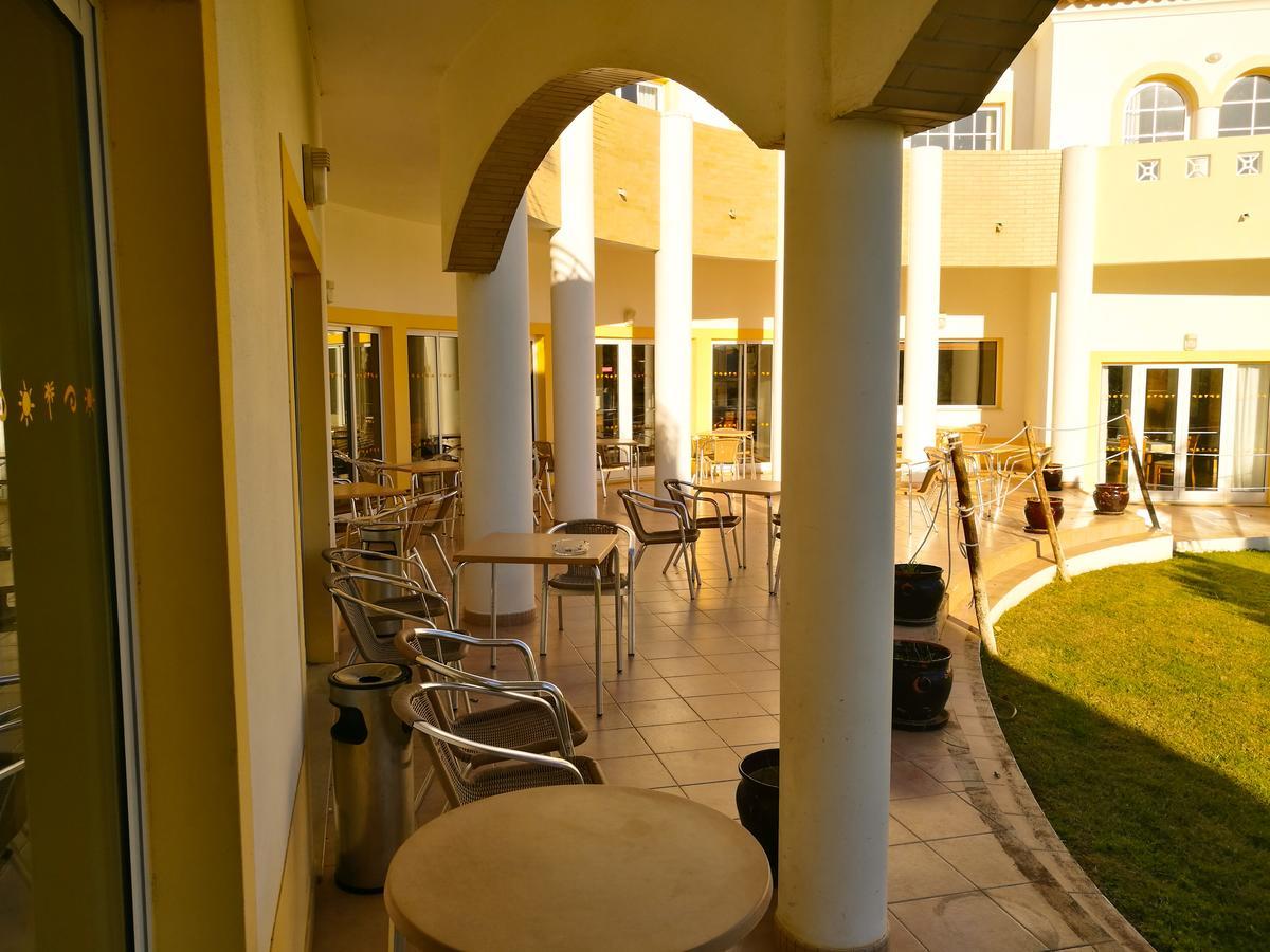 Club House Cvl Hotel Luz Buitenkant foto
