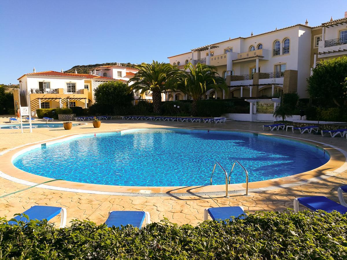 Club House Cvl Hotel Luz Buitenkant foto