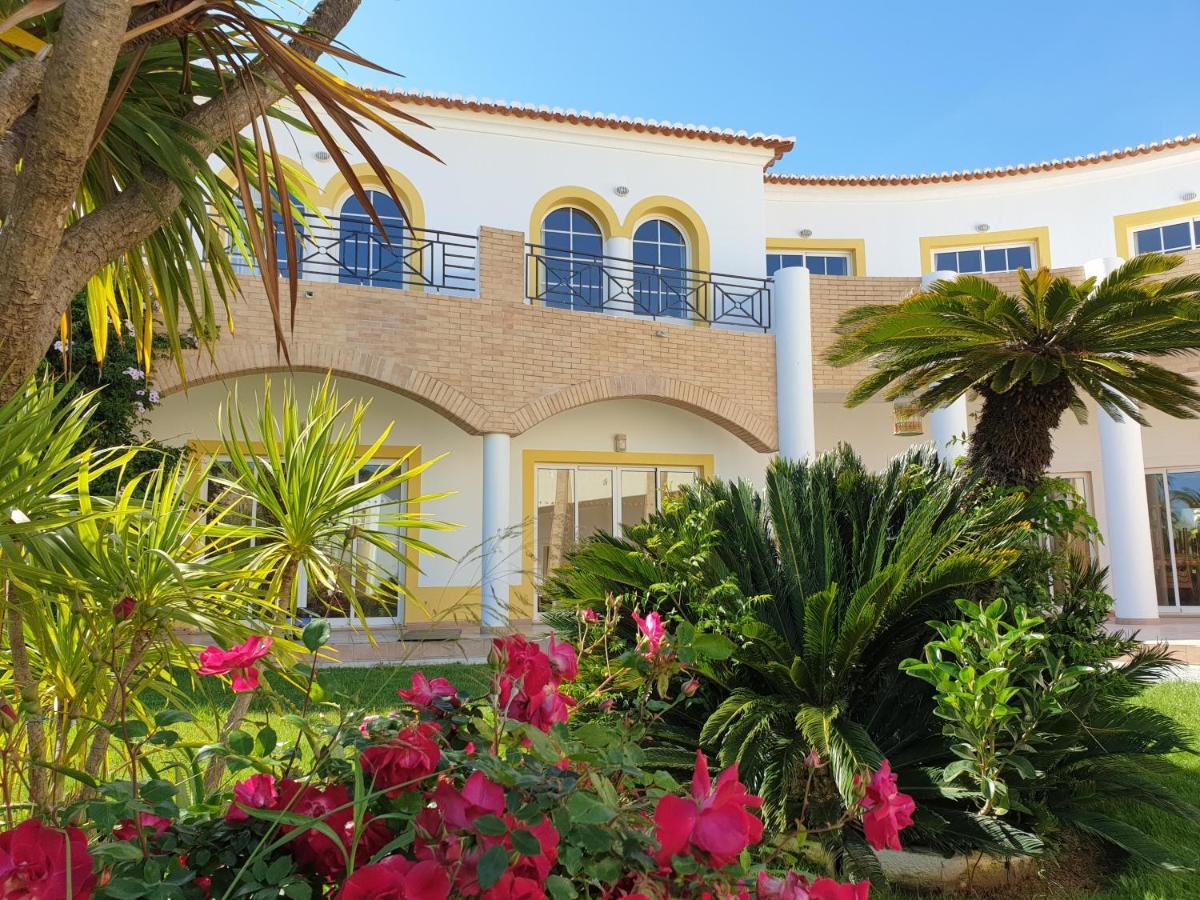 Club House Cvl Hotel Luz Buitenkant foto