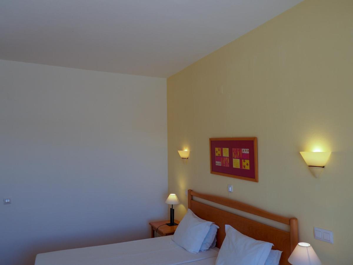 Club House Cvl Hotel Luz Buitenkant foto
